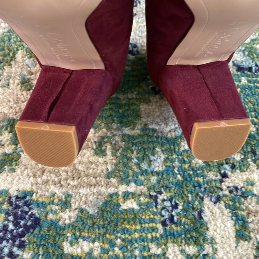 Catherine Malandrino Suede Pumps - Picture 6 of 6